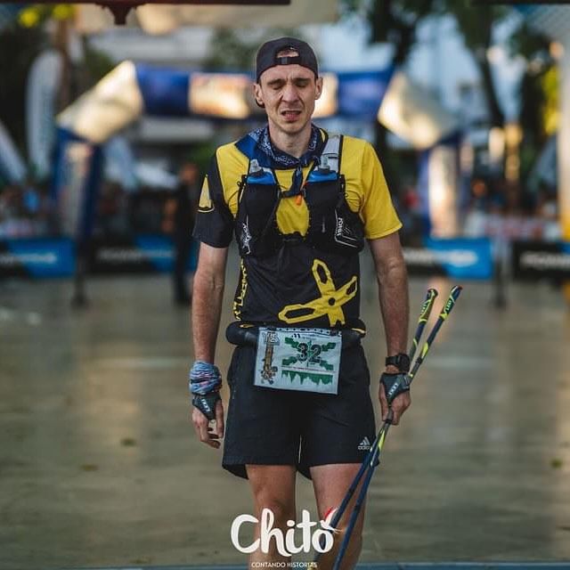 Diego Guerra cruzando la meta de los 101 KM en 2024